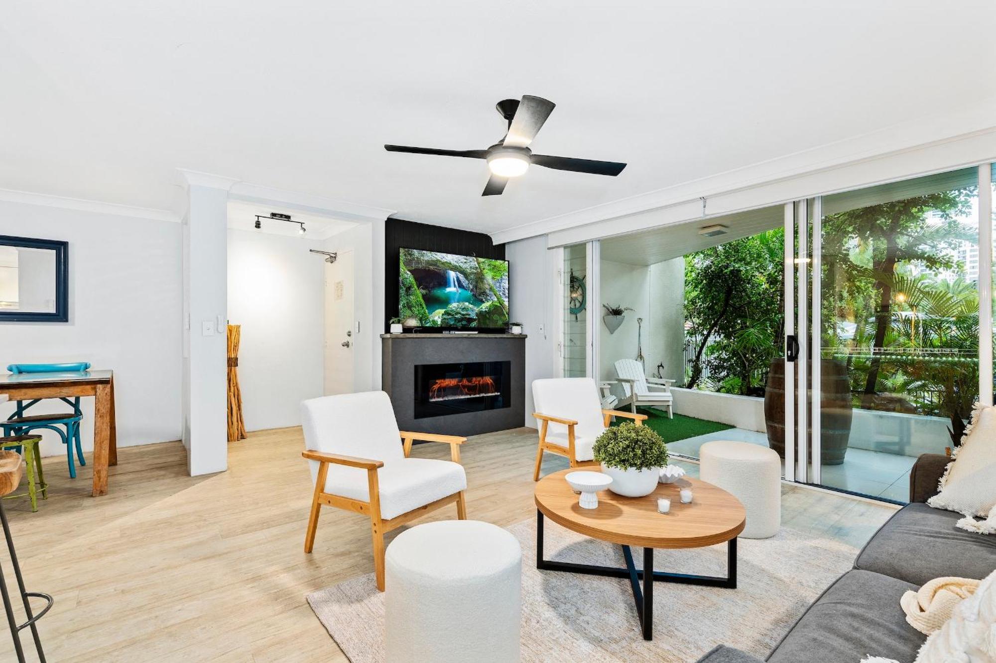Surfers Paradise Mediterranean Apartment *