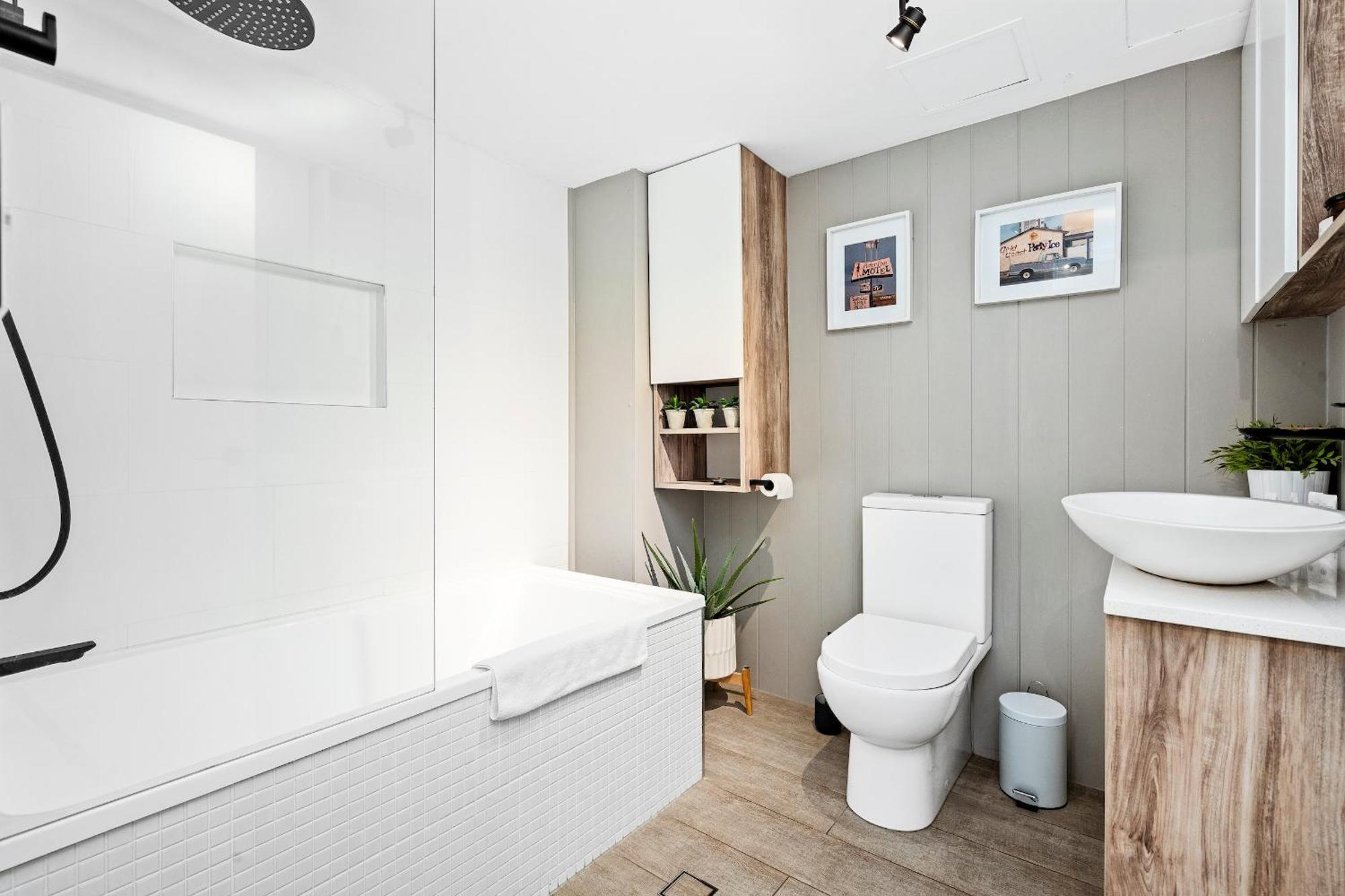 Apartment Surfers Paradise Mediterranean Gold Coast