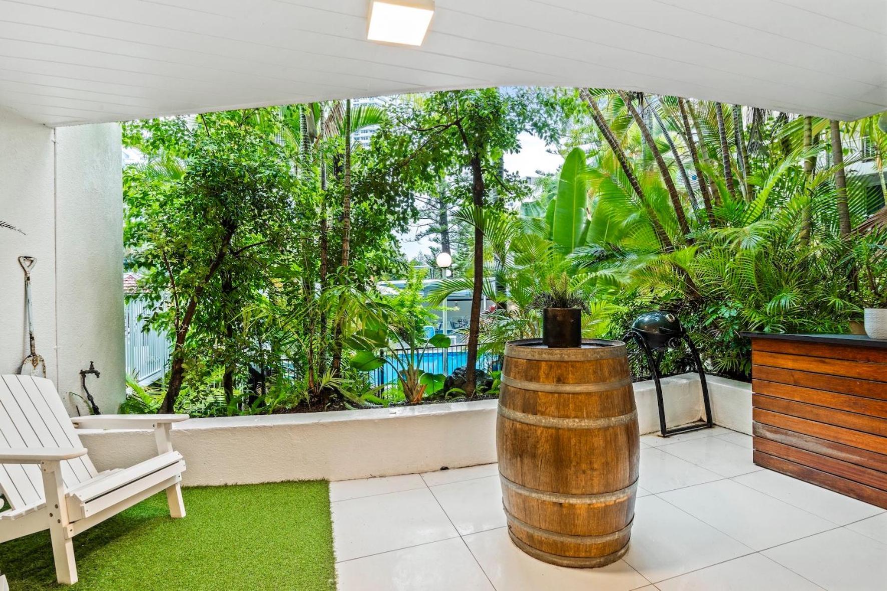 Apartment Surfers Paradise Mediterranean Gold Coast